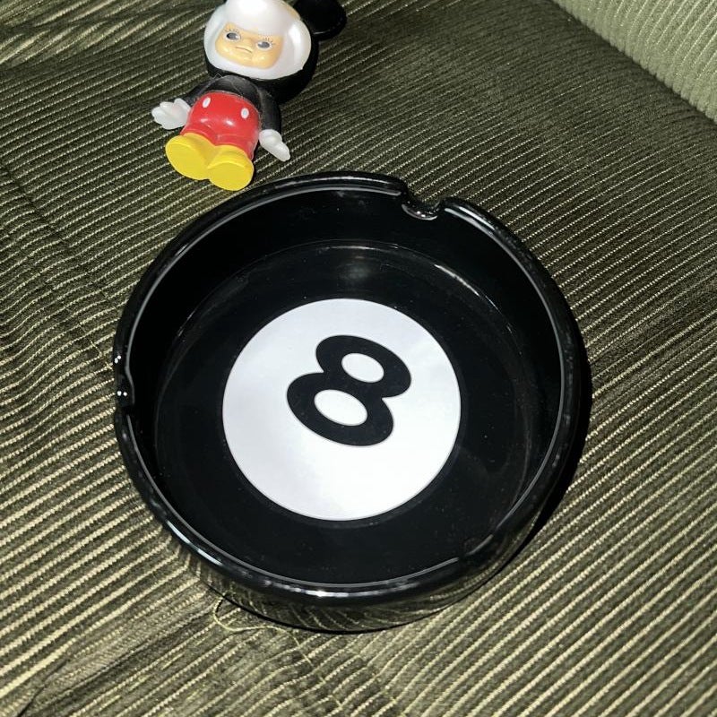 Ironworks Original Trendy Creative Black Eight Ashtray Simple High-Level Ceramic Living Room Ornaments Smoke Extinguisher - Image 2